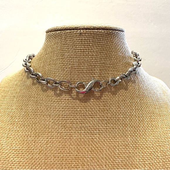 New Lia Sophia Necklace silver chain w/ InfinitME clasp - Picture 9 of 11